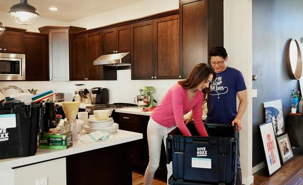 Two renters move into a new apartment